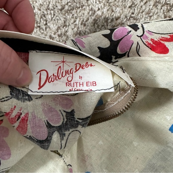 Vintage 1970’s faux wrap floral skirt - Picture 11 of 11